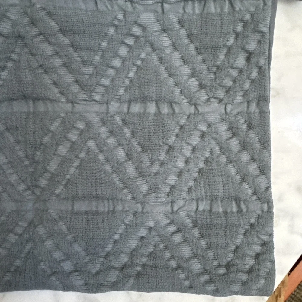 POTTERY BARN DIAMOND MATELASSE SHAM (1) Euro ~ STEEL BLUE 26x26